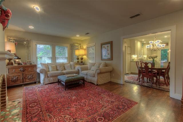 Building Photo - 3311 Cockrell Ave