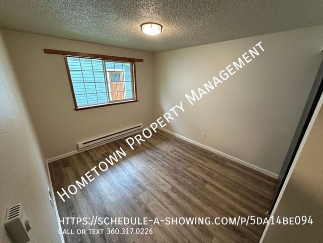 Building Photo - 1099 W 8th Ave