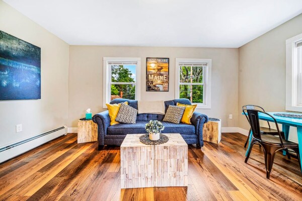 Primary Photo - 113 Mill Ln