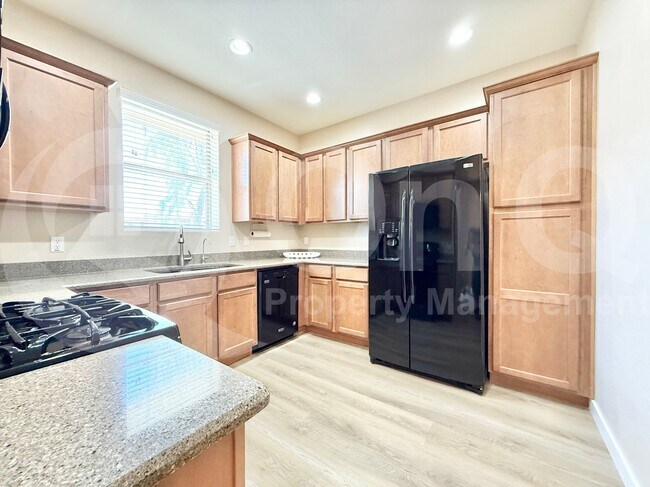 Foto del edificio - 17850 N 68th St