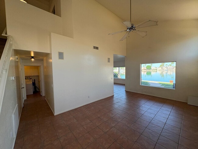 Foto del edificio - 14466 N 87th Dr