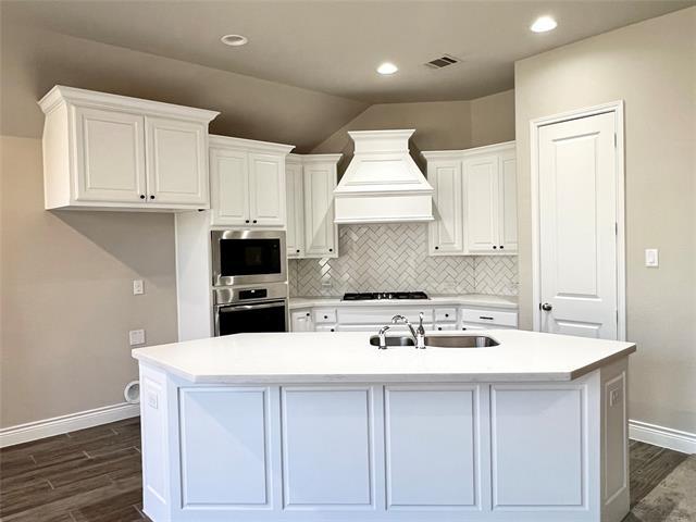 Building Photo - 1511 Calcot Ln