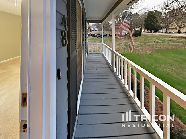Building Photo - 48 Sumer Ln S