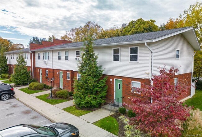 Building Photo - 1A Orchard Hill Cir