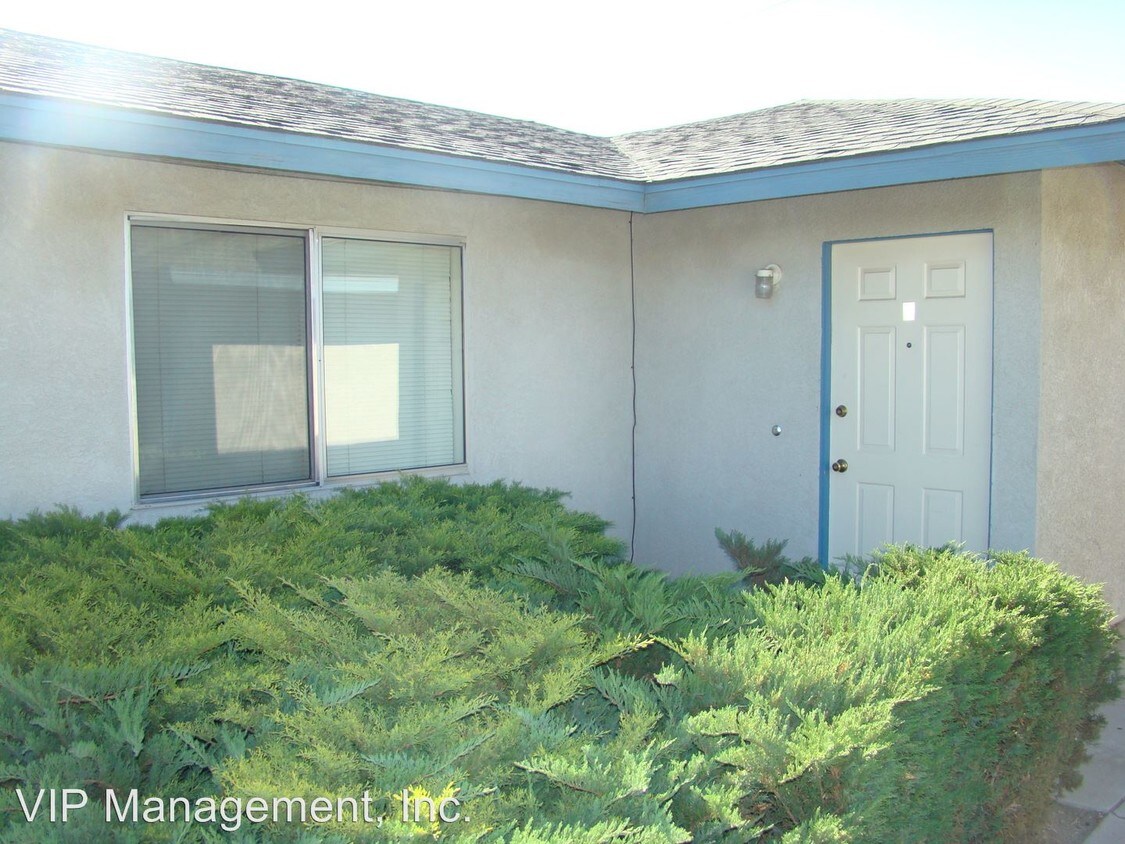 Foto principal - 15682 Bear Valley Rd