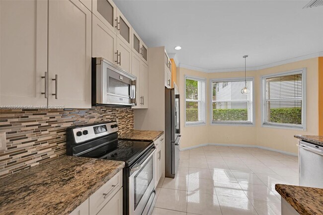 Foto del edificio - 16315 SW 26th St