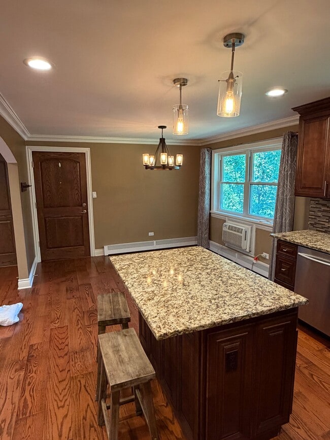 Building Photo - 8285 Archer Ave