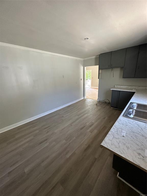 Building Photo - 2429 Highland Ave