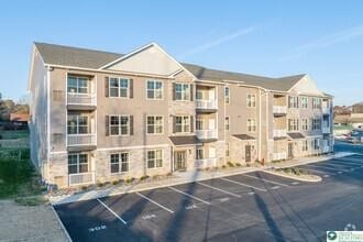 Building Photo - 430 Cambria St