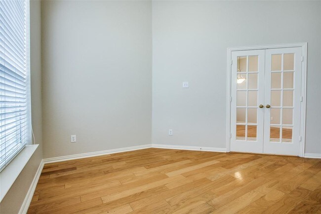 Building Photo - 3533 Sutters Way