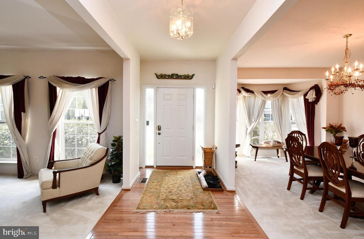 Primary Photo - 12508 Chippenham Ct