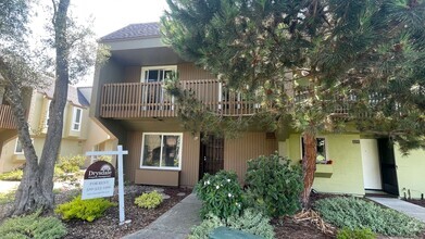 Building Photo - 1109 Camino Del Valle