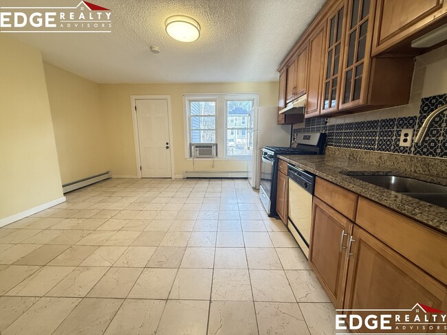 Photo - 7 High St Pl Apartment