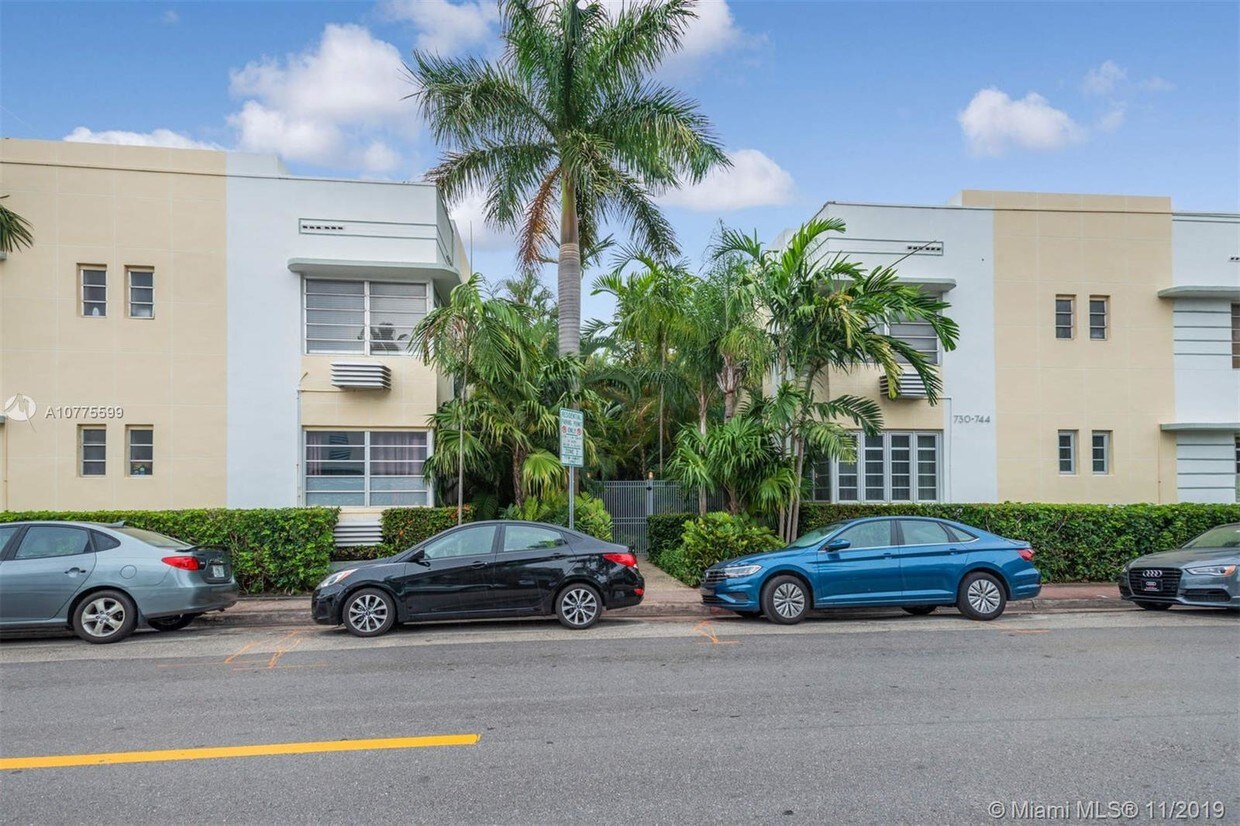 Foto principal - 740 10th St