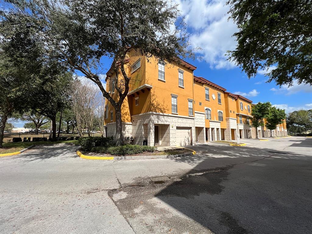 6135 Metrowest Blvd Unit 101, Orlando, FL 32835 Condo for Rent in