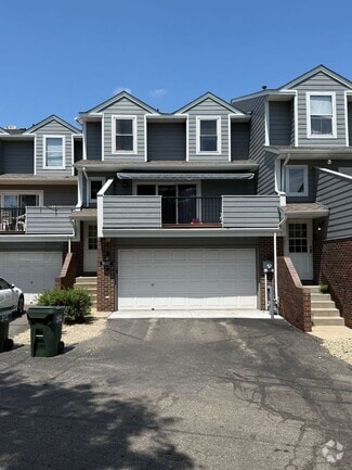 Building Photo - 14357 Estates Ave