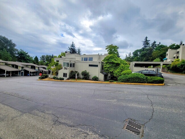 Building Photo - 7517 Old Redmond Rd