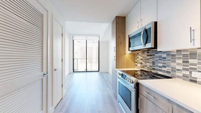 Interior Photo - Griffis West Palm