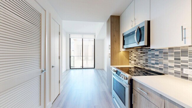 Interior Photo - Griffis West Palm