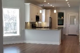 Abierto de comedor en la cocina - 1321 W Rosedale Ave