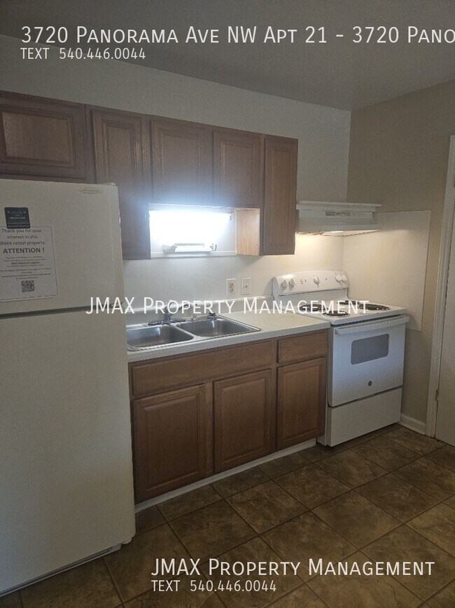 Foto del edificio - 3720 Panorama Ave NW