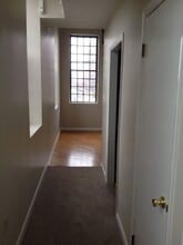 Building Photo - 234 W Clarke Ave