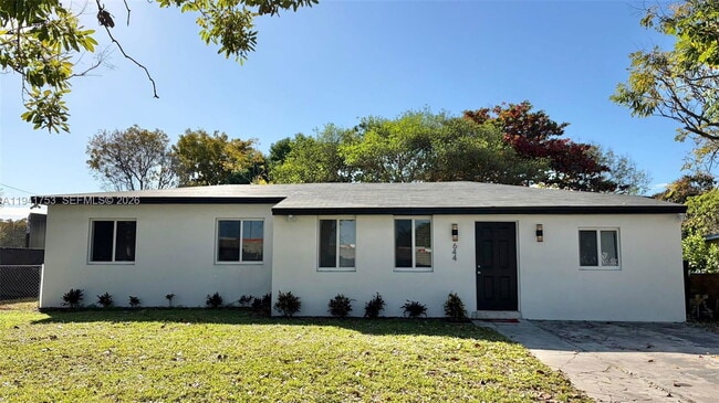 Photo - 644 NW 146th St House