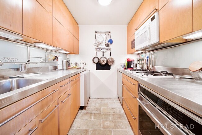 Foto del edificio - 55 Poplar St