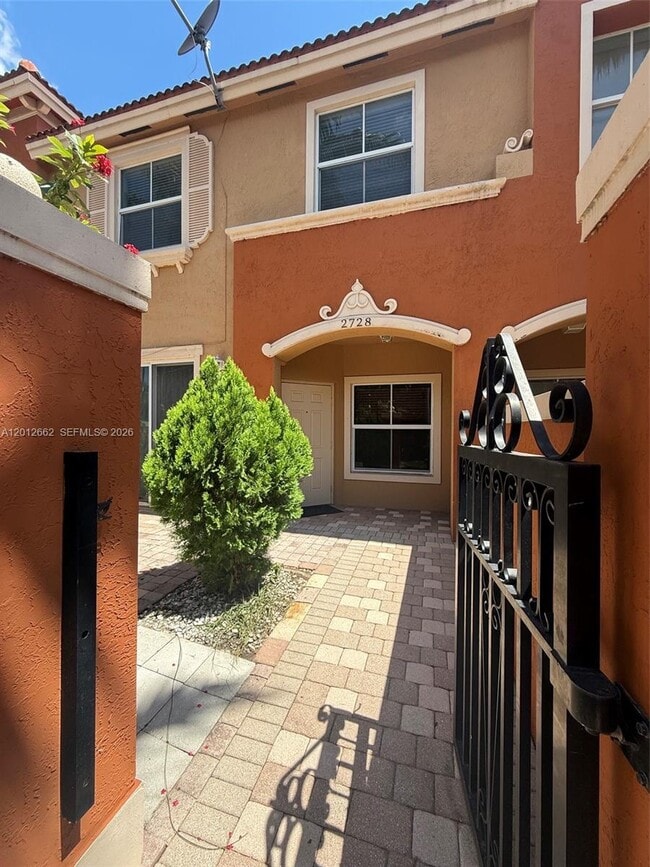 Building Photo - 2728 SW 120th Terrace