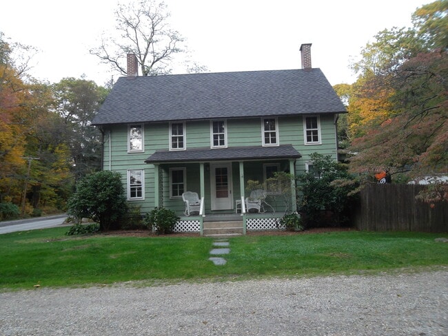 Building Photo - 14 Goose Hill Rd