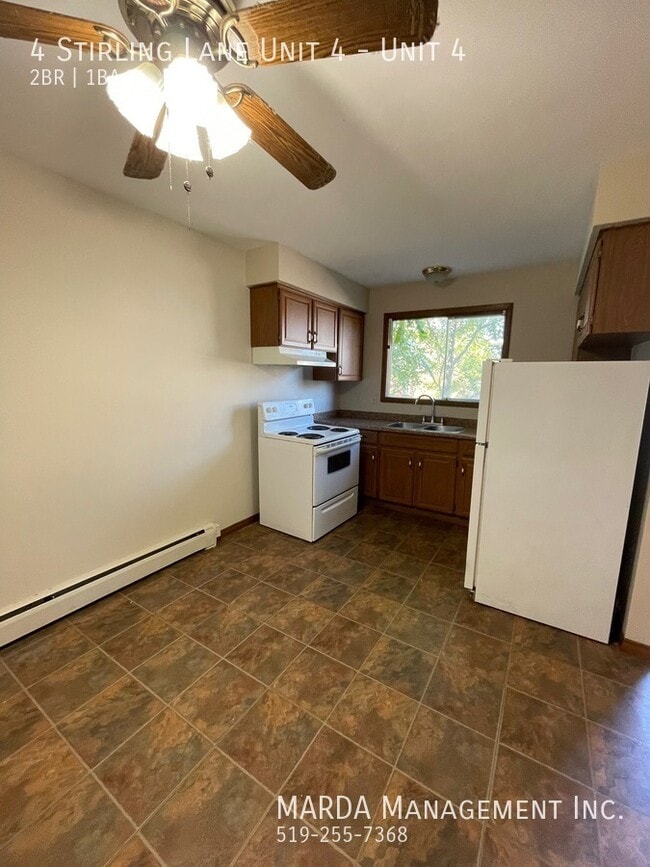 Building Photo - COZY 2 BED/1BATH - EAST CHATHAM PLUS HYDRO!