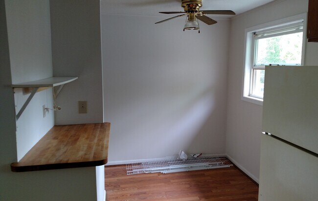 Foto del edificio - 8033-8033 Huron St