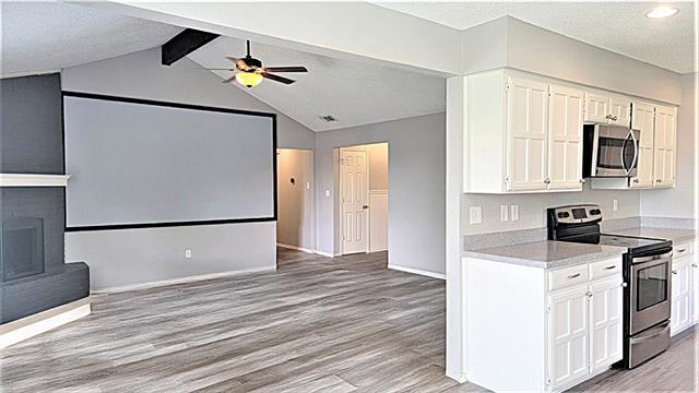 Building Photo - 4606 Mandalay Dr