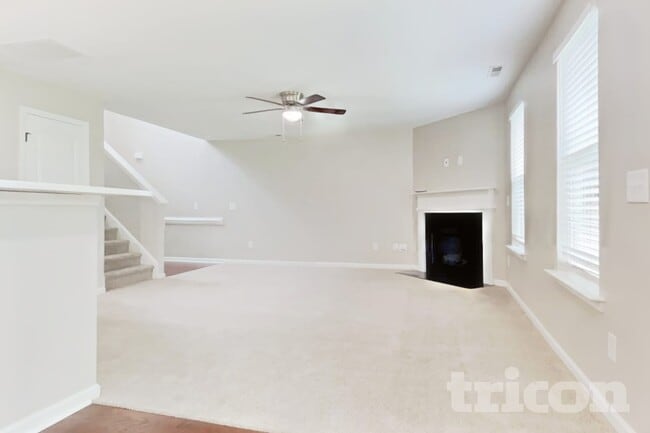 Building Photo - 31 Burr Oak Cir