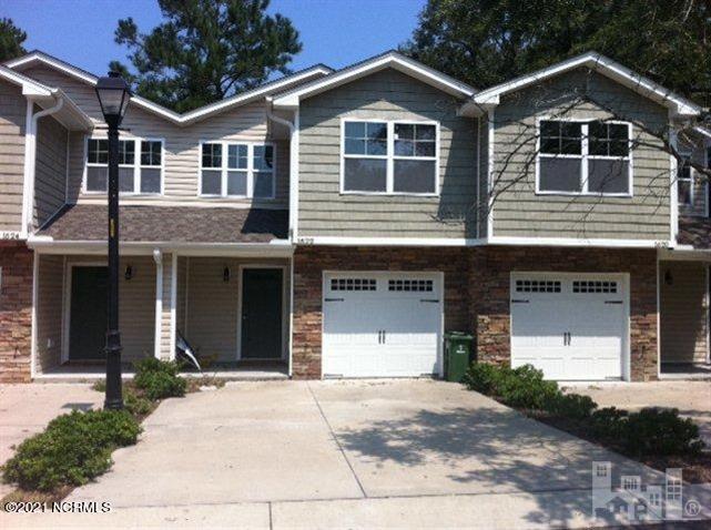 Primary Photo - 1624 Fenway Ln