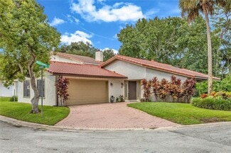 Building Photo - 510 Spoonbill Ct