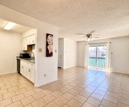 Building Photo - 1516 Bay Area Blvd