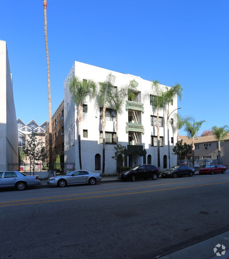 Building Photo - 115 N Jackson St