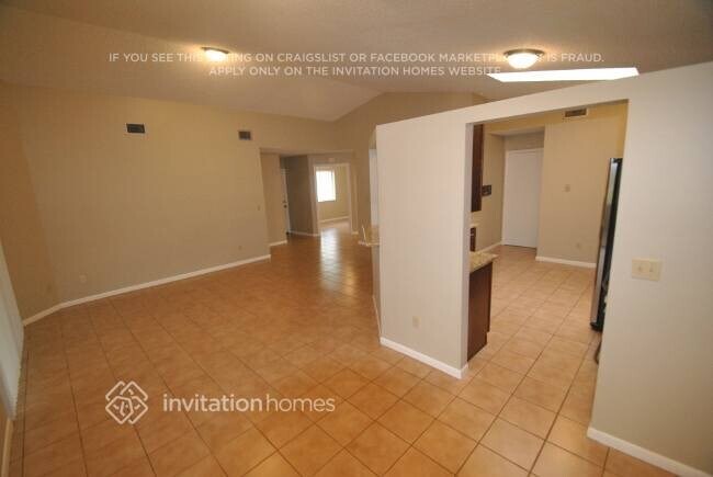 Building Photo - 3 Dalton Pl