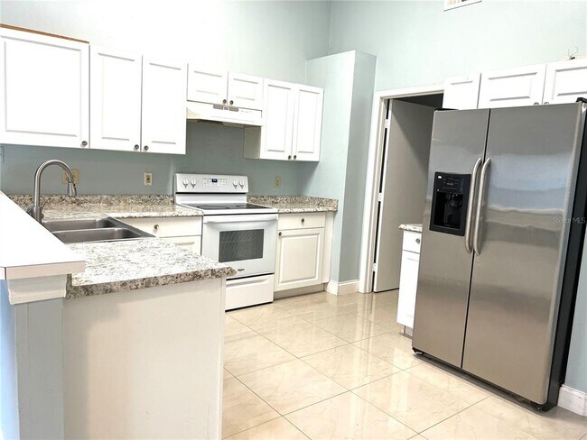 Building Photo - 6833 Coral Cove Dr
