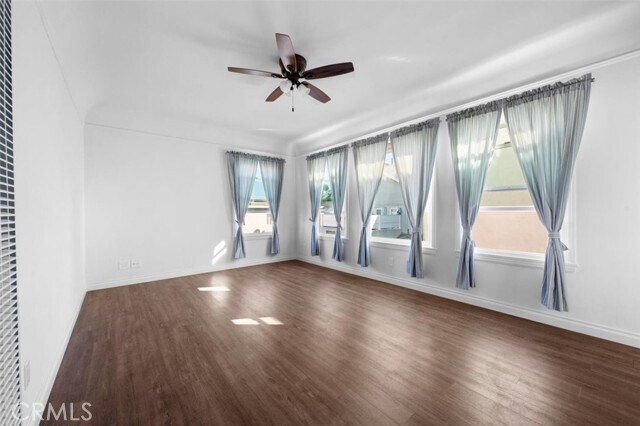 Foto del edificio - 1530 Miramar Dr