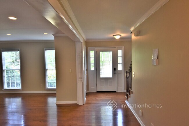 Building Photo - 125 Astwood Ct