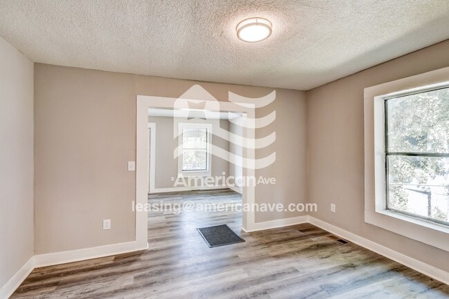 Foto del edificio - 633 84th St S