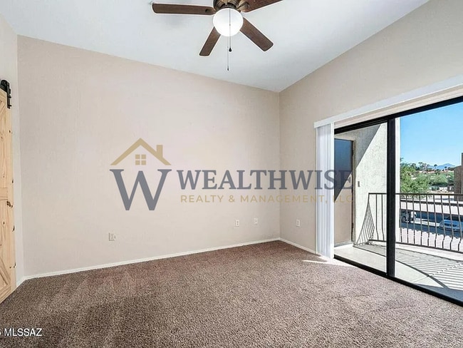 Foto del edificio - 2010 E River Rd