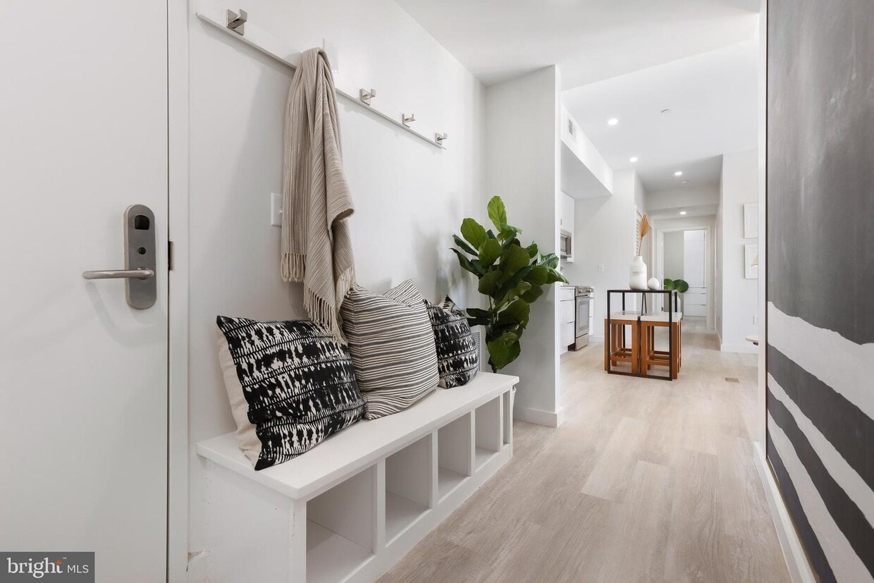 3709 New Hampshire Ave NW Unit 601, Washington, DC 20010 Room for Rent in Washington, DC