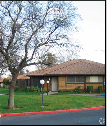 Primary Photo - Fair Plaza East Apartments