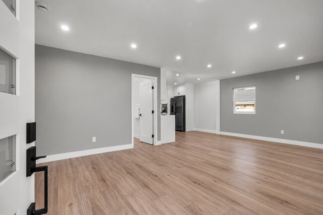 Foto del edificio - 25223 Weston Rd