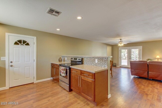 Building Photo - 11232 N Balboa Dr