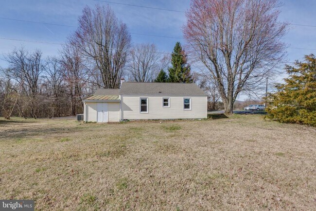 Foto del edificio - 4297 Lunceford Ln
