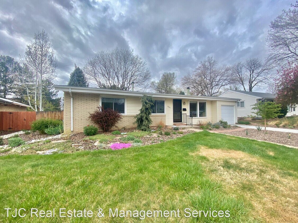 Primary Photo - 3 br, 1 bath House - 2575 S Birch Street